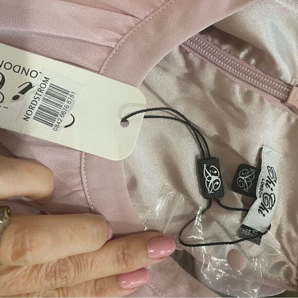 Halter Neck Pleater Maxi Dress by Chi Chi London Sz 10 - Picture 10 of 13